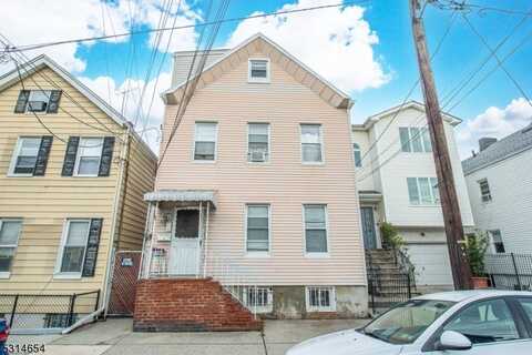 19 Barbara St, Newark, NJ 07105