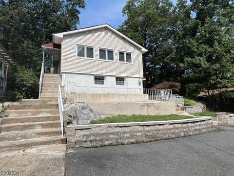 744 Brooklyn Mountain Rd, Hopatcong, NJ 07843