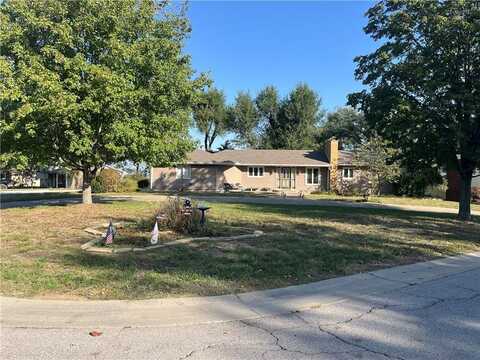 701 Meadow Lane, Fort Scott, KS 66701