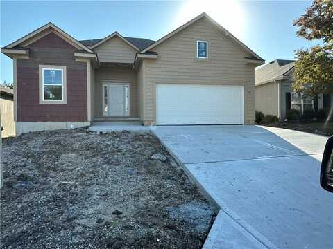 111 N Carriage Meadows Trail, Peculiar, MO 64078