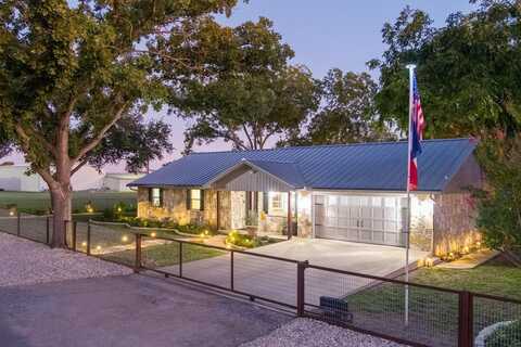 116 E Willow Way, Kerrville, TX 78028