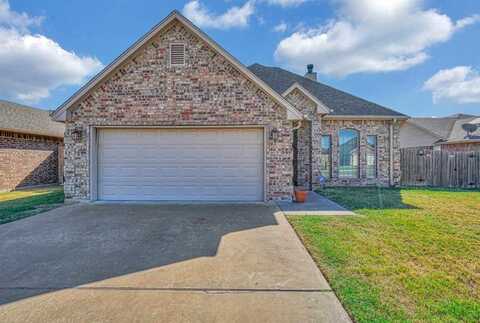 603 NW Granite Ave, Lawton, OK 73527