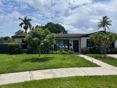 18570 SW 93rd Ave, Cutler Bay, FL 33157