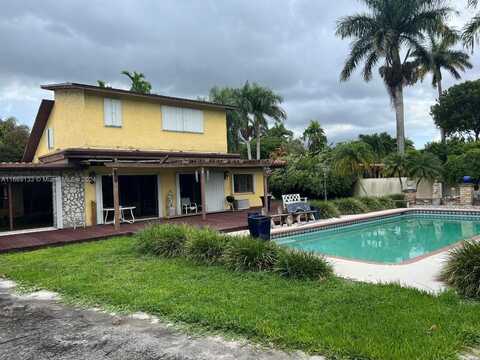 14833 N Spur Dr, North Miami, FL 33161