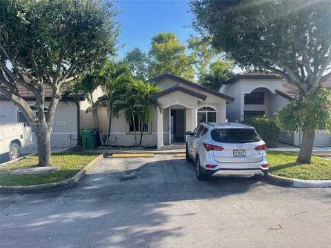 8540 NW 188th Ter, Hialeah, FL 33015