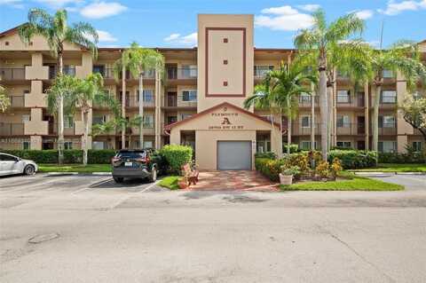 13700 SW 11th St, Pembroke Pines, FL 33027