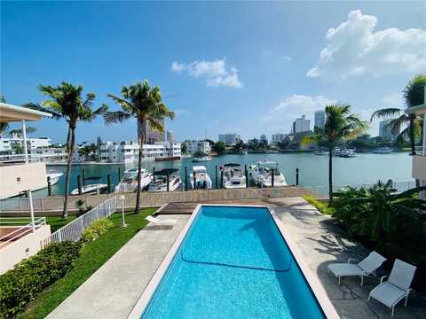 6881 Bay Dr, Miami Beach, FL 33141