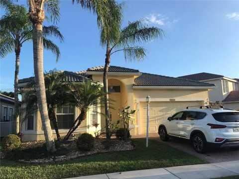 4729 NW 120th Dr, Coral Springs, FL 33076