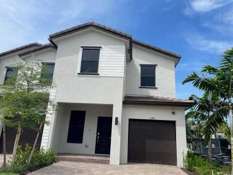 240 SW 159th Way, Pembroke Pines, FL 33027