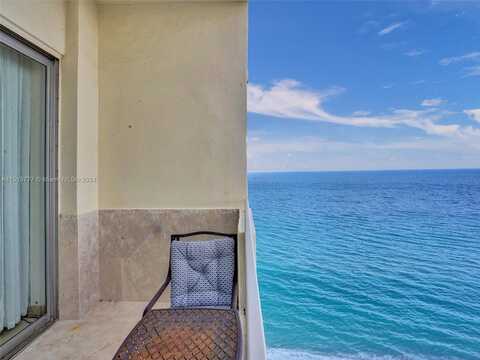 3180 S Ocean Dr, Hallandale Beach, FL 33009