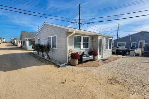 31 E Bonita Way E, Lavallette, NJ 08735