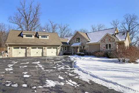 W3430 Park Dr, Lake Geneva, WI 53147