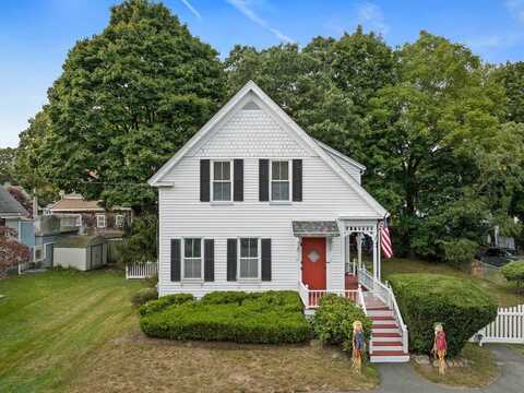 186 E Water St, Rockland, MA 02370