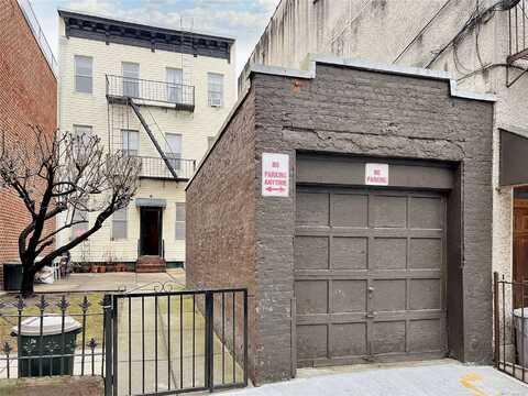 127 N 4th Street, Williamsburg, NY 11249