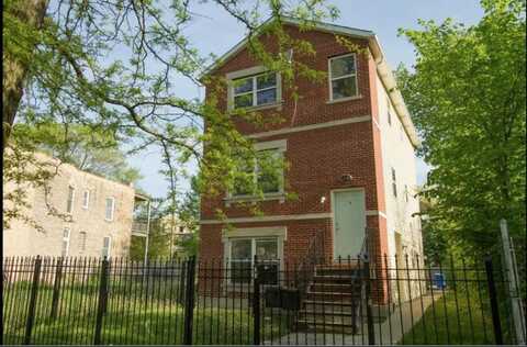 3326 W Walnut Street, Chicago, IL 60624