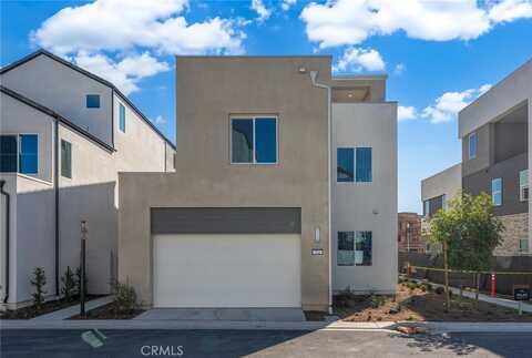 414 Treble, Irvine, CA 92618