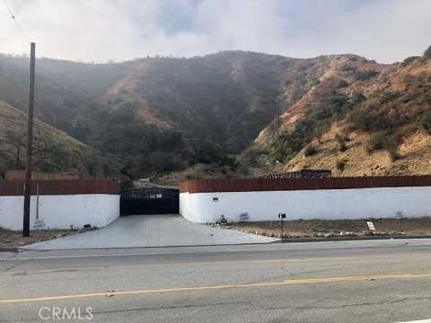 8940 La Tuna Road, Sun Valley, CA 91352