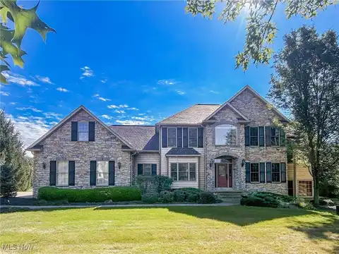 6349 Manor Glen Drive, Medina, OH 44256