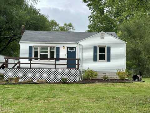 4664 Kennedy Road, Lowellville, OH 44436