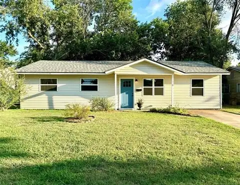 114 W Monterey Avenue, Sapulpa, OK 74066