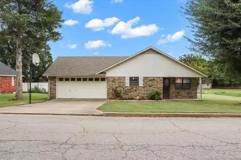 2502 Cardinal Lane, Poteau, OK 74953