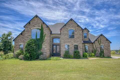 3722 Blue Stem Drive, Tuttle, OK 73089