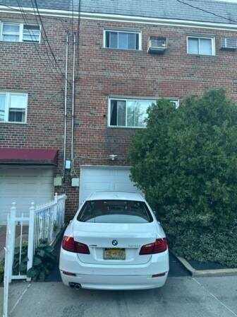 2059 Matthews Ave, Bronx, NY 10462