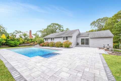 10 Bittersweet Avenue S, Hampton Bays, NY 11946