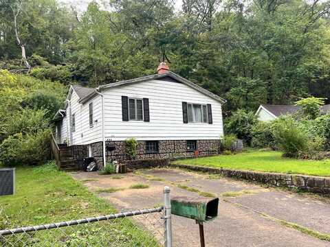 224 Garrison Avenue, Charleston, WV 25302