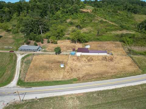 8381 Parkersburg Road, Sandyville, WV 25275