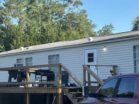 312 NW Ave C, Carrabelle, FL 32322