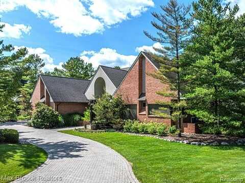 4547 KIFTSGATE Bend, Bloomfield Hills, MI 48302