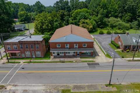 205 Jarratt Ave., Jarratt, VA 23867