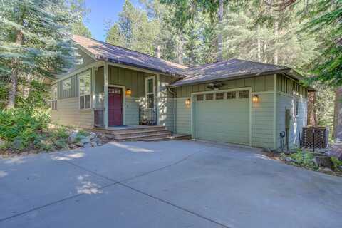 529 McCloud Avenue, Mount Shasta, CA 96067