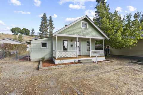 1226 W Alice Ave, Spokane, WA 99205