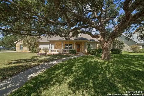 108 COUNTY ROAD 4325, Hondo, TX 78861