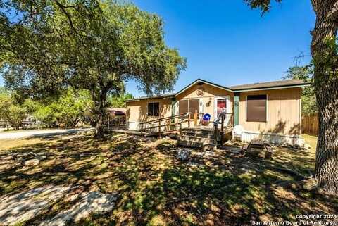 1438 Deer Run Pass, Canyon Lake, TX 78133