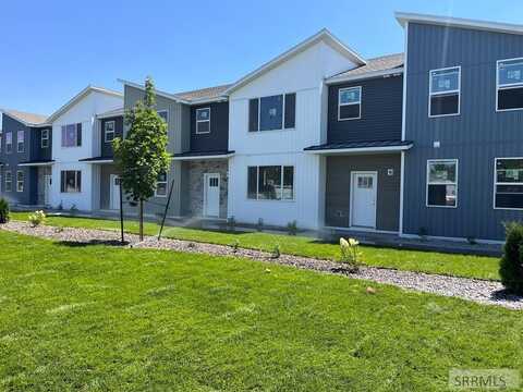 824 E Sunnyside Road, Idaho Falls, ID 83401