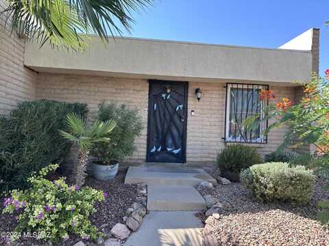 1360 S wright Road, Tucson, AZ 85713