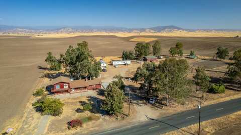 4620 Rd 272, Ducor, CA 93218