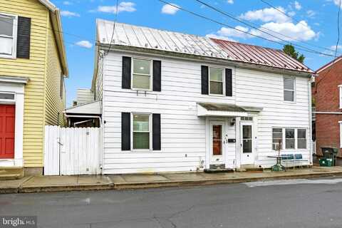 12 E LOCUST STREET, MECHANICSBURG, PA 17055