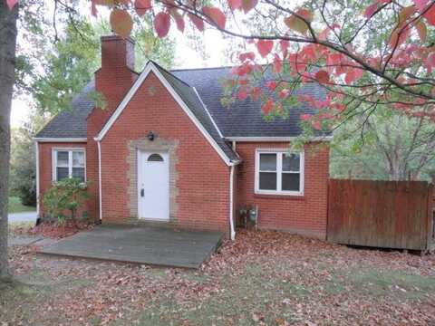 8979 Knoll St, McCandless, PA 15101