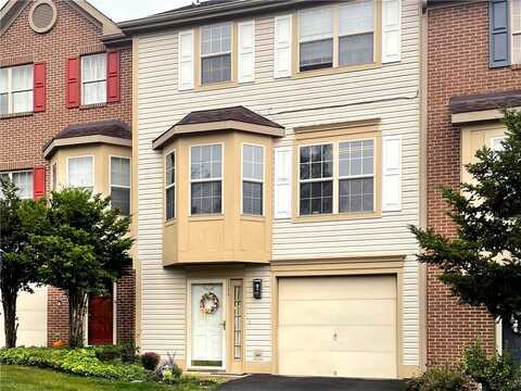 124 Hillvue Dr, Seven Fields, PA 16046