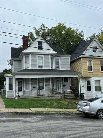 40 E Hallam Ave, Washington, PA 15301