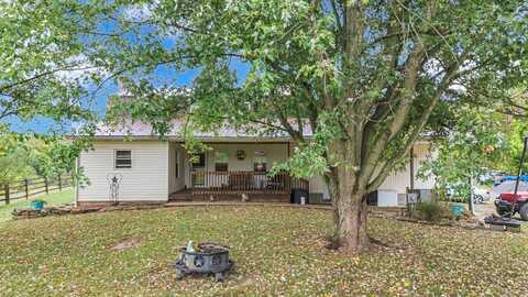 556 Potts Rd, Hookstown, PA 15050