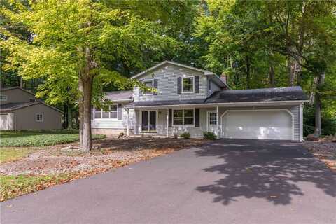 688 Regina Drive, Webster, NY 14580