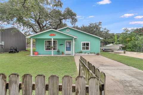 1036 N Magnolia Street, Rockport, TX 78382