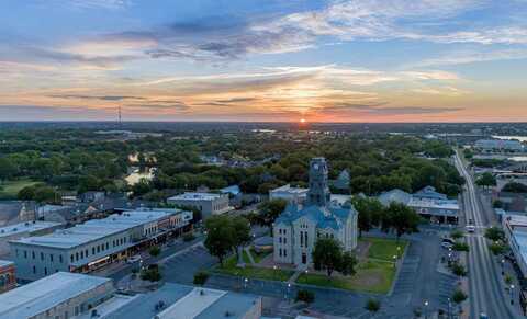 101 Bluebonnet Way, Granbury, TX 76048