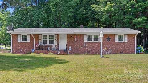 630 Dogwood Circle, High Point, NC 27260