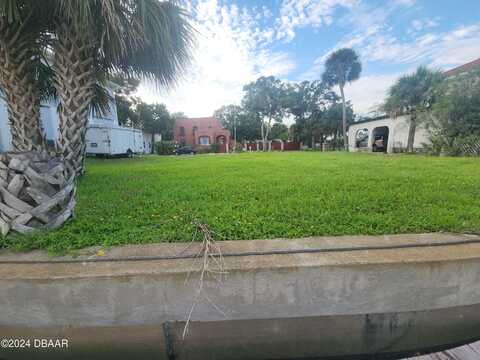 274 Lexington Drive, Daytona Beach, FL 32114